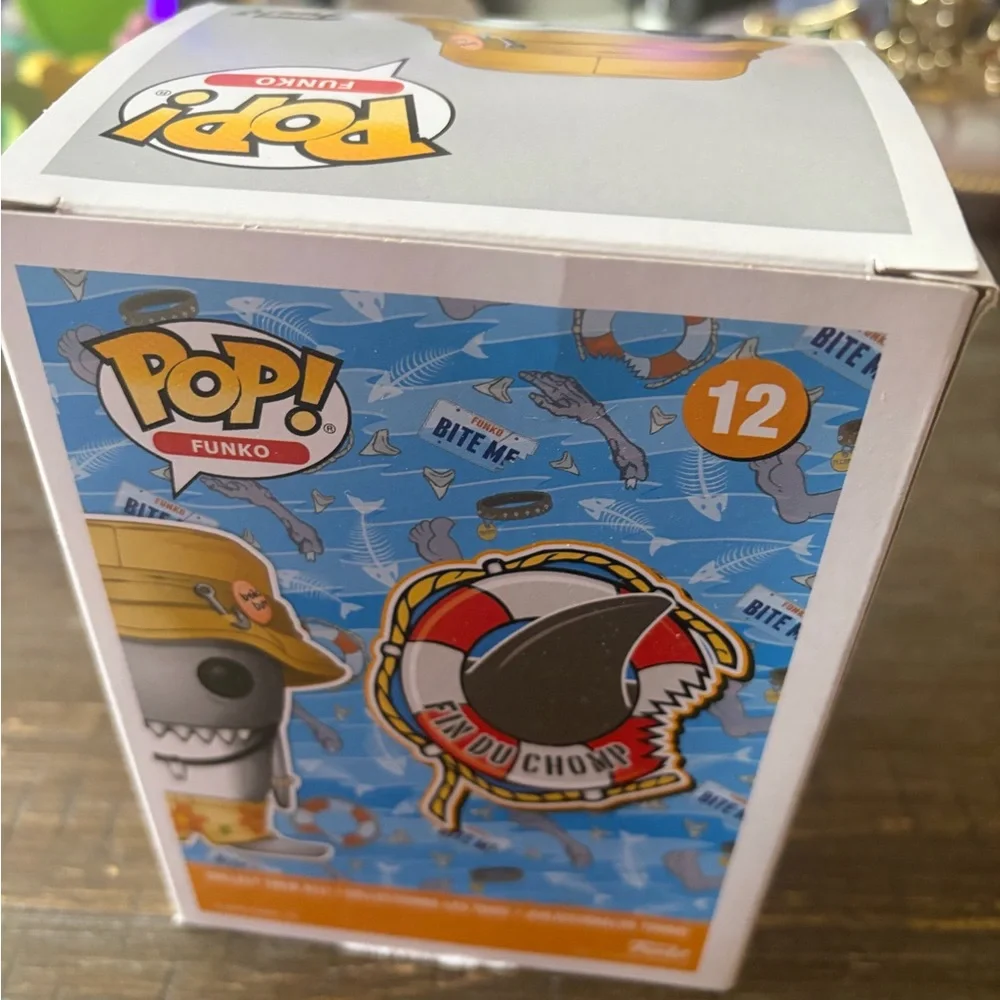 Funko Pop! Fin du Chomp Orange Vinyl Figure with Yellow Hat - damaged box - Picture 4 of 4
